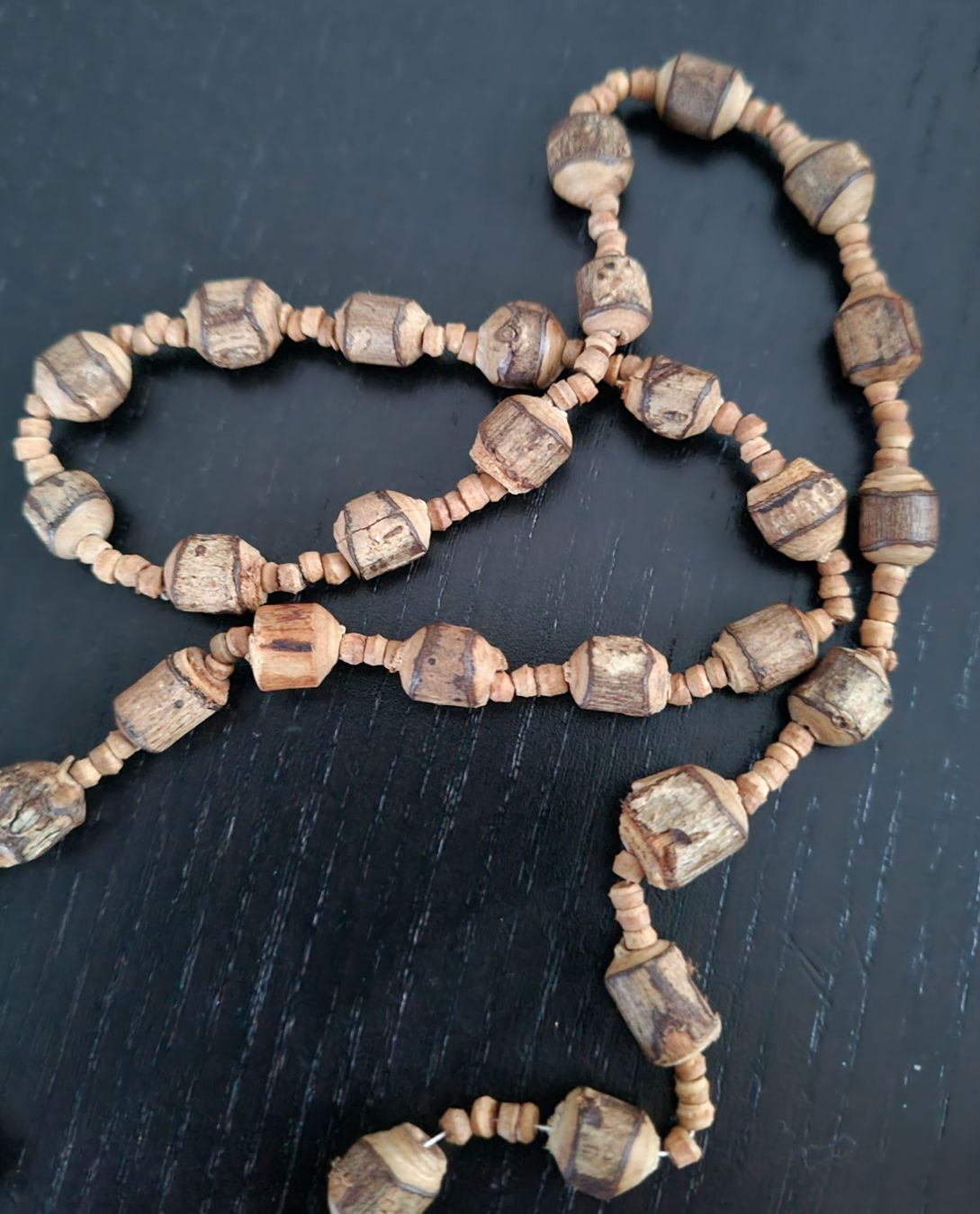 Catenine: Stylische Holzperlen - Kette – Usato da Nottwil venduto da Janny77 2