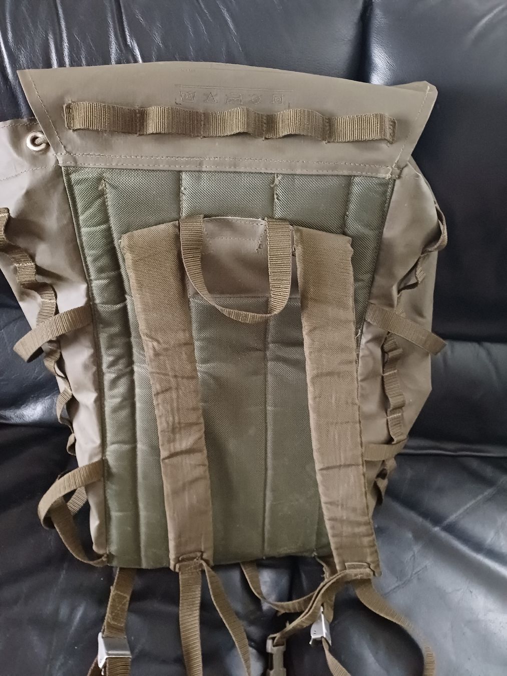 Schweizer Armee Zaini: Original Schweizer Armee Rucksack, 90 – Usato da Ebersecken venduto da Napf08 1