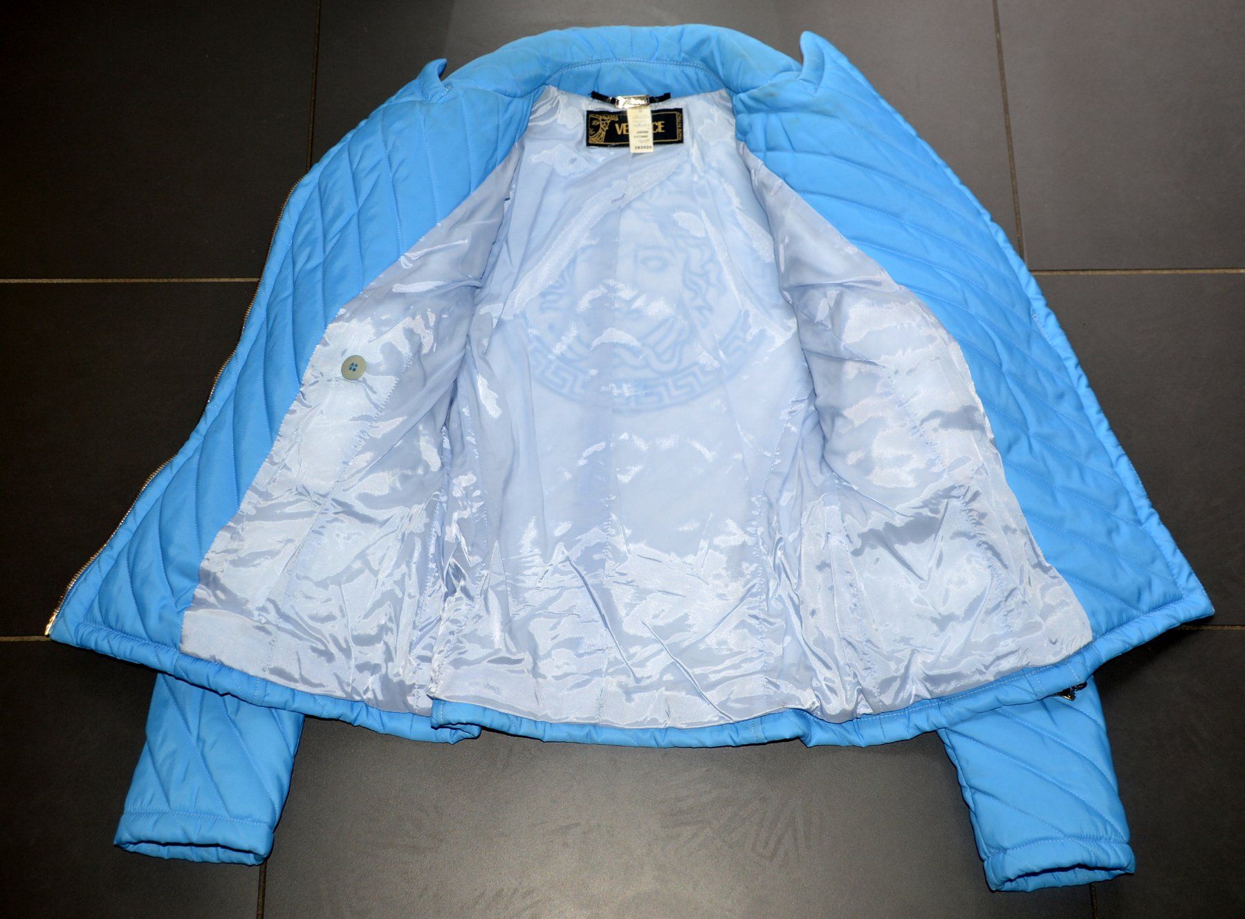 Versace Giacche: Jacke Gianni Versace veste.36 Vintage – Usato da Collonges venduto da Auganien 7