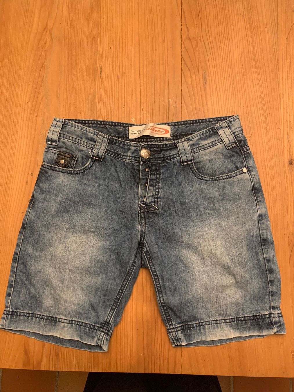 Pantaloni: Shorts v. DRIVER, 30 – Usato da Solothurn venduto da Shanty.20
