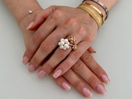 Bague Boucheron “Grains de Mûre”.