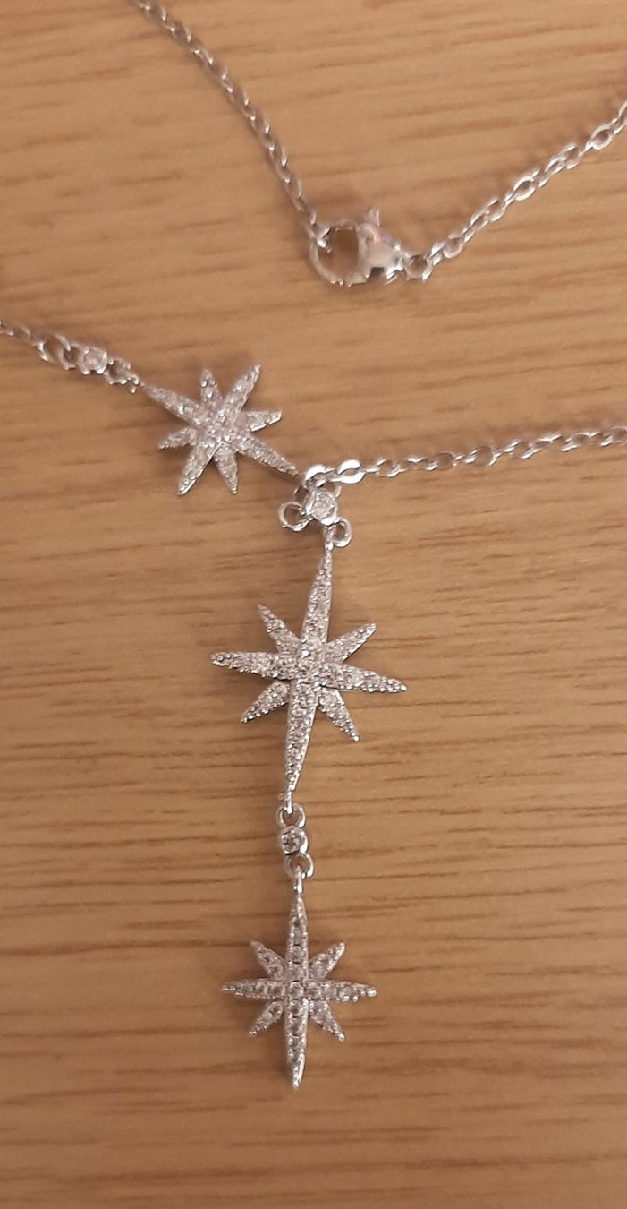 Catenine: Collier avec pendentif étoiles en cristal – Nuovo e nell'imballaggio originale da St-Imier venduto da supernova21 4
