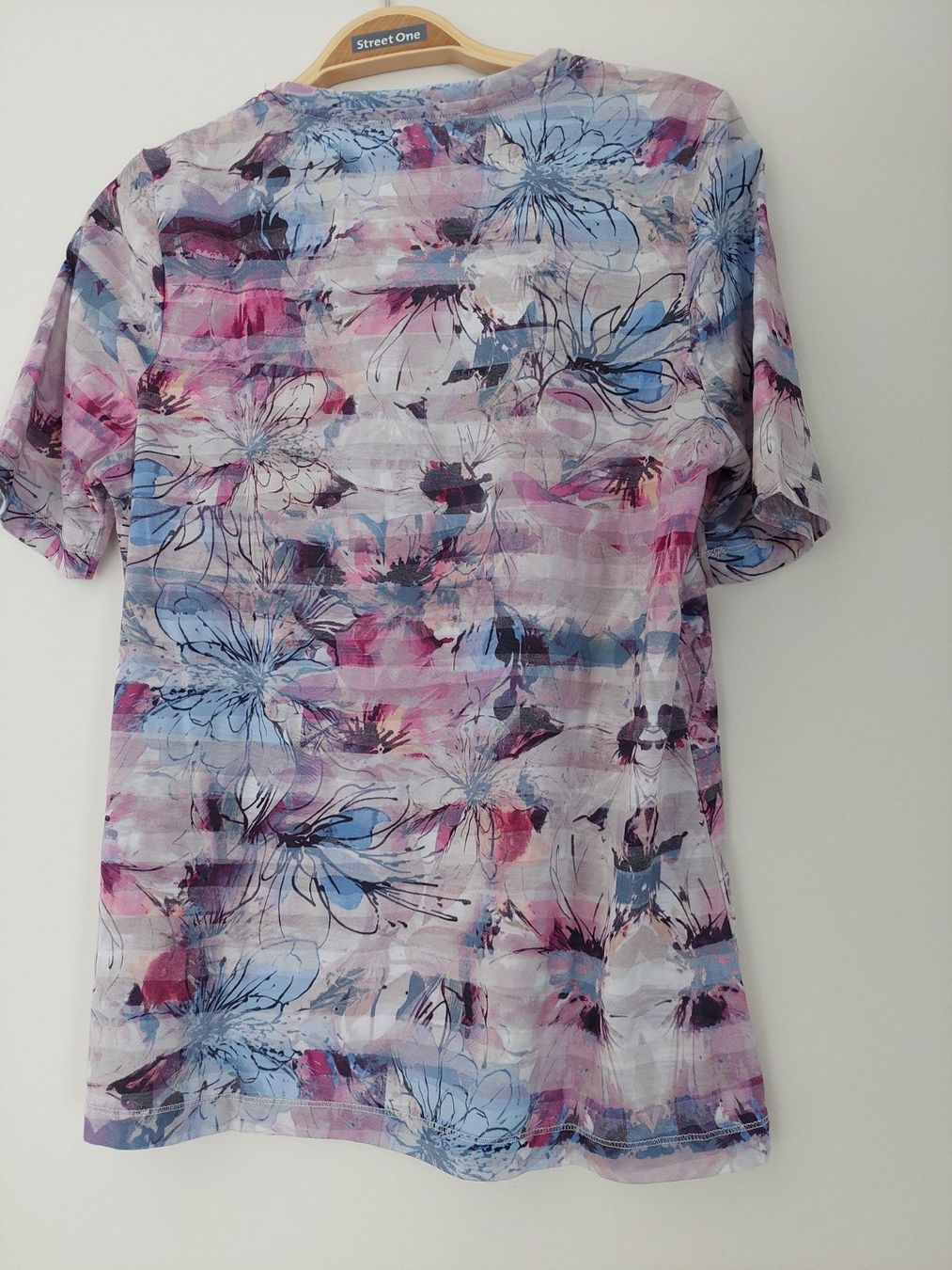 Bonita T-Shirts: Shirt Bonita – Gebraucht aus Horw von Cila5 2