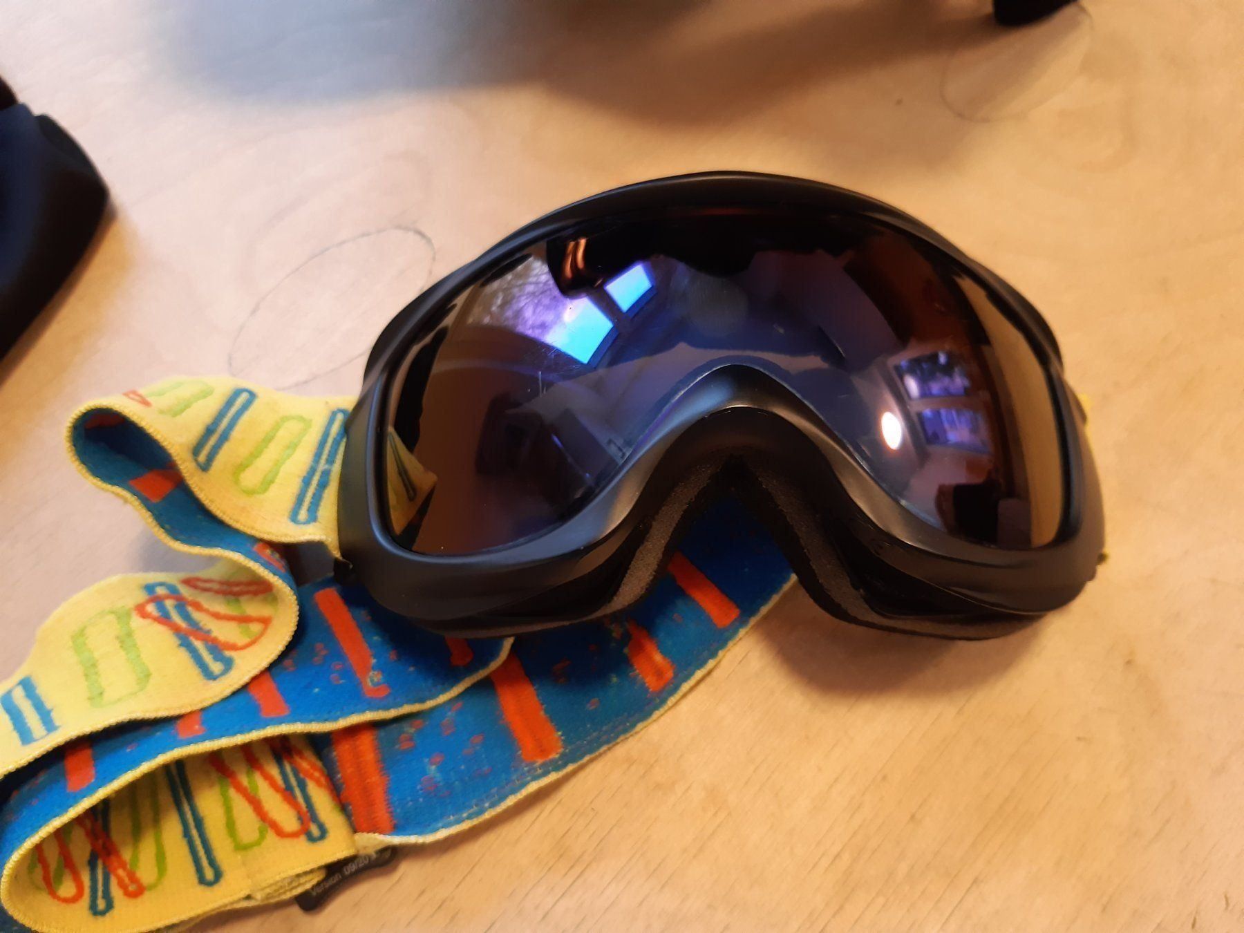 Caschi: Skihelm inkl. Skibrille Grösse S – Usato da Glattfelden venduto da Glattfelden88 2