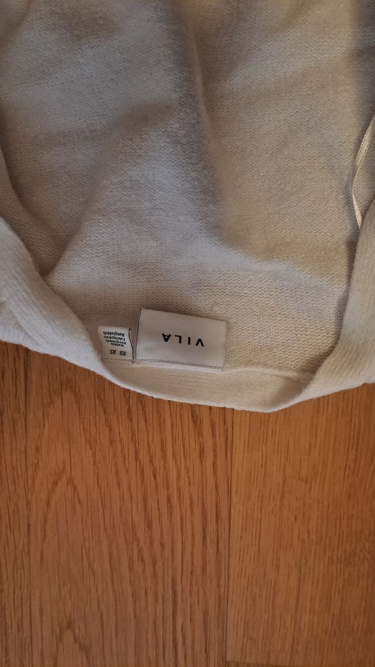 Vila Giacche: Weisse Strickjacke Vila – Usato da Seengen venduto da ja6_65wp 1