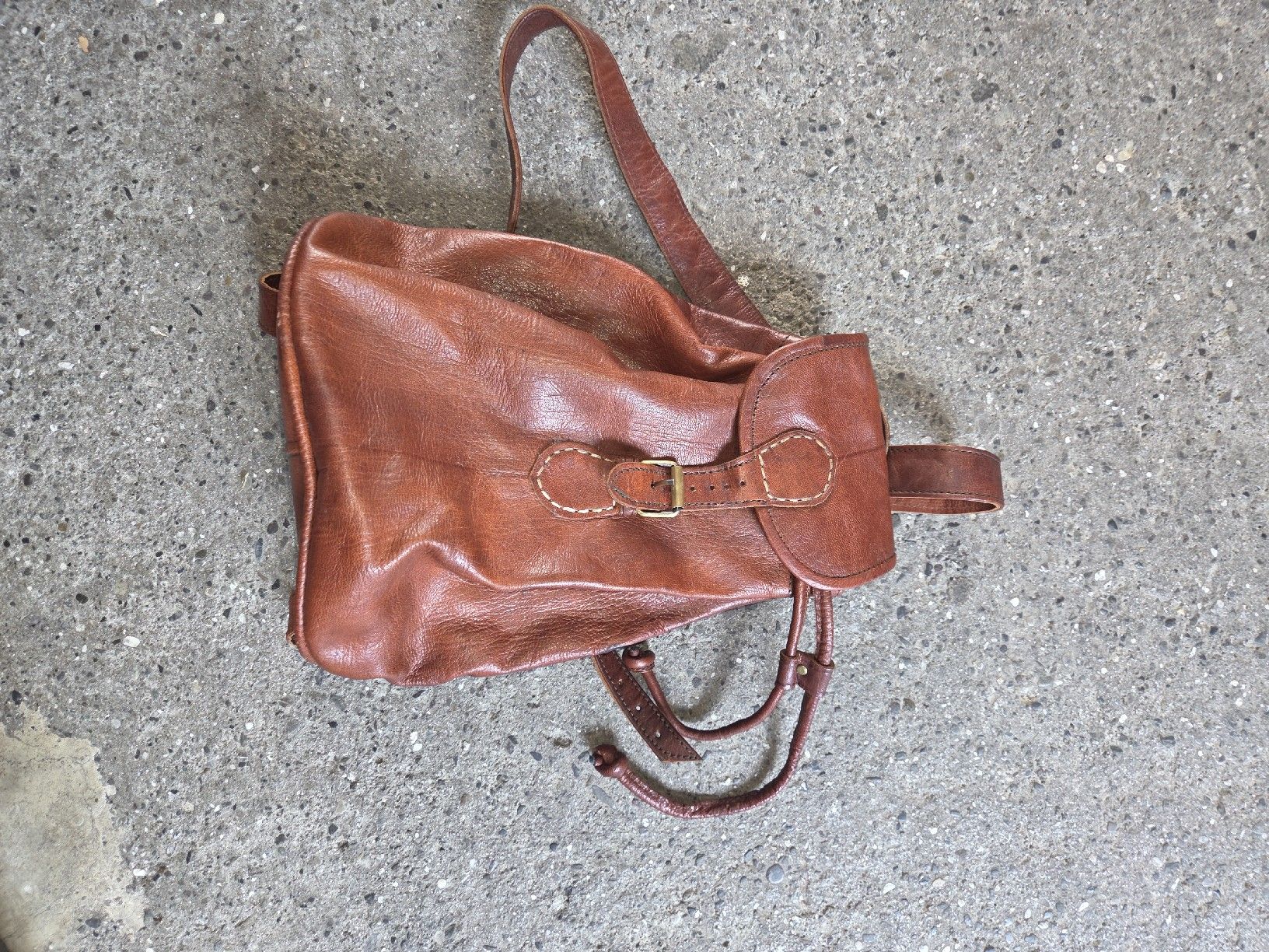 Sacs à dos: Schöner kleiner Leder Rucksack  – D'occasion à Zürich par z.b.89