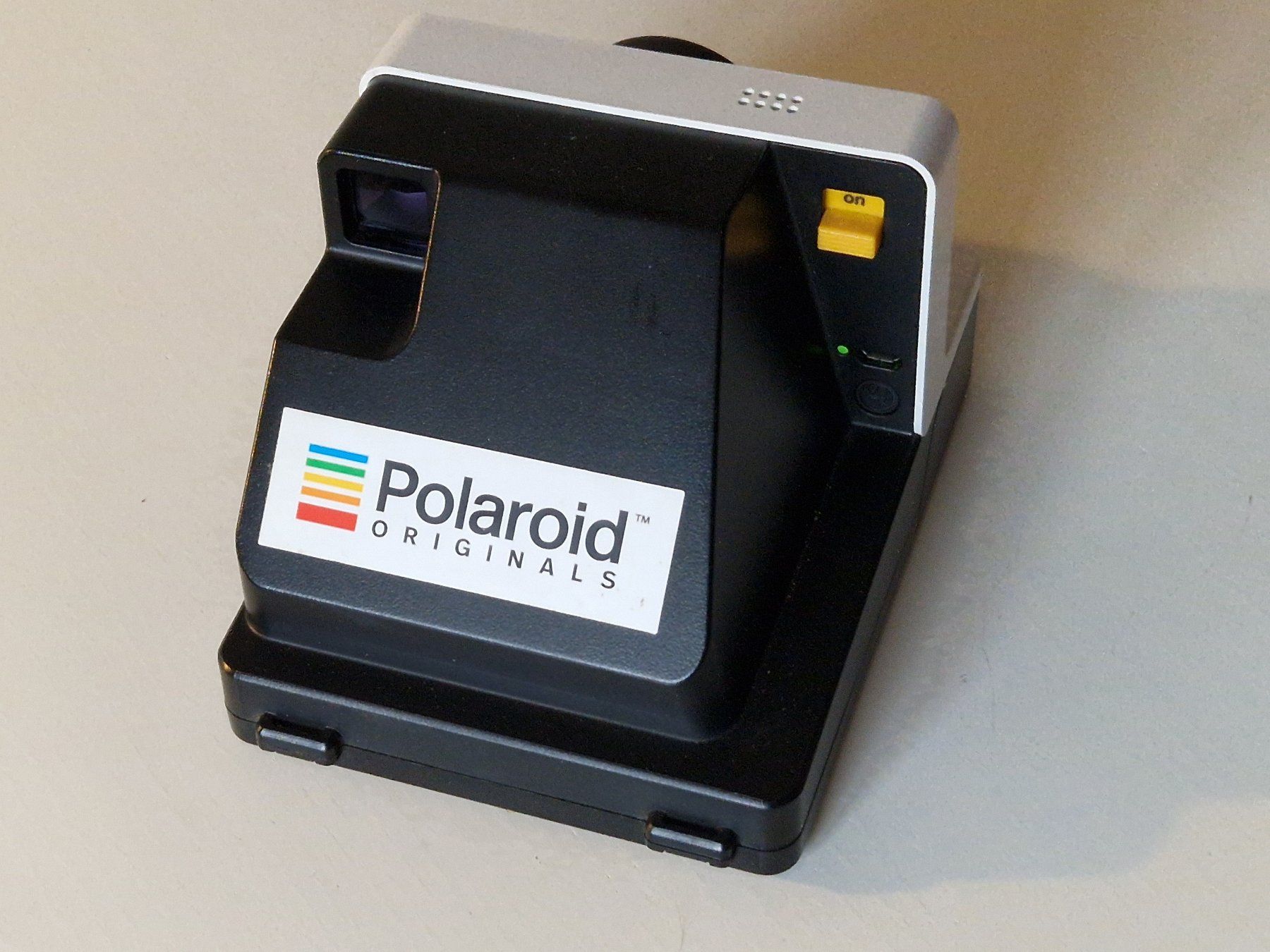 Polaroid Fotocamera: Polaroid One Step 2 (I-TYPE CAMERA) – Usato da Wikon venduto da digital4you 1