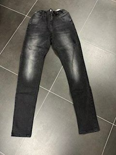 Name It Pantaloni: name it Jeans schwarz slim 176 – Usato da Gommiswald venduto da Anika6