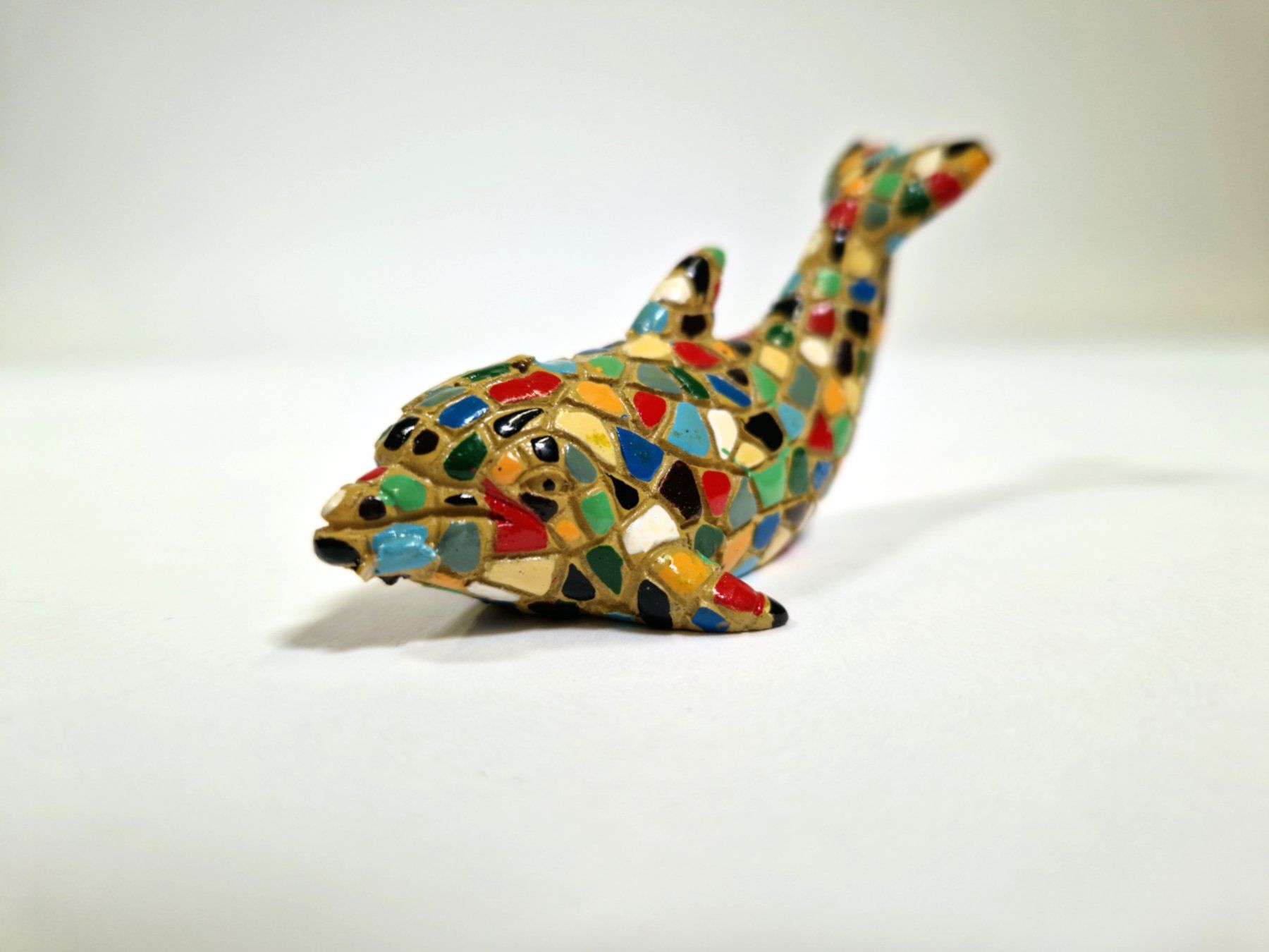 Statuette: Delfinfigur farbiges Mosaik – Usato da Zollikofen venduto da Restwert_Zollikofen