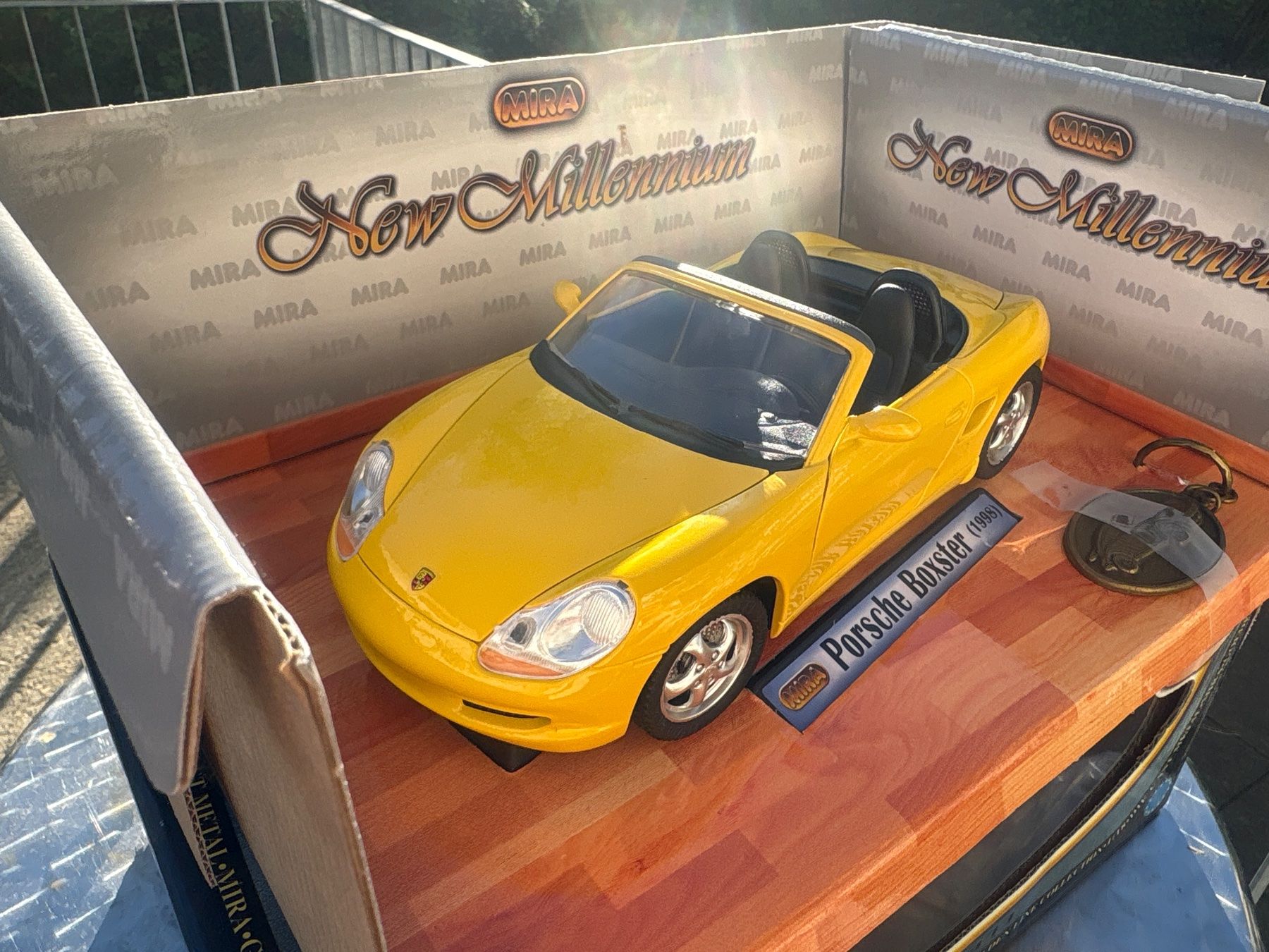 Porsche Modellini d'auto: Porsche Boxster Cabriolet 1:18 1998 – Nuovo e nell'imballaggio originale da Aarwangen venduto da kah_79t5 2