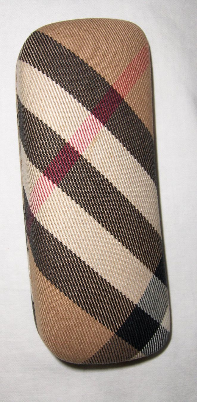 Burberry Altro in  Abbigliamento & Accessori: Burberry Brillenetui – Usato da Dübendorf venduto da alracfo 2