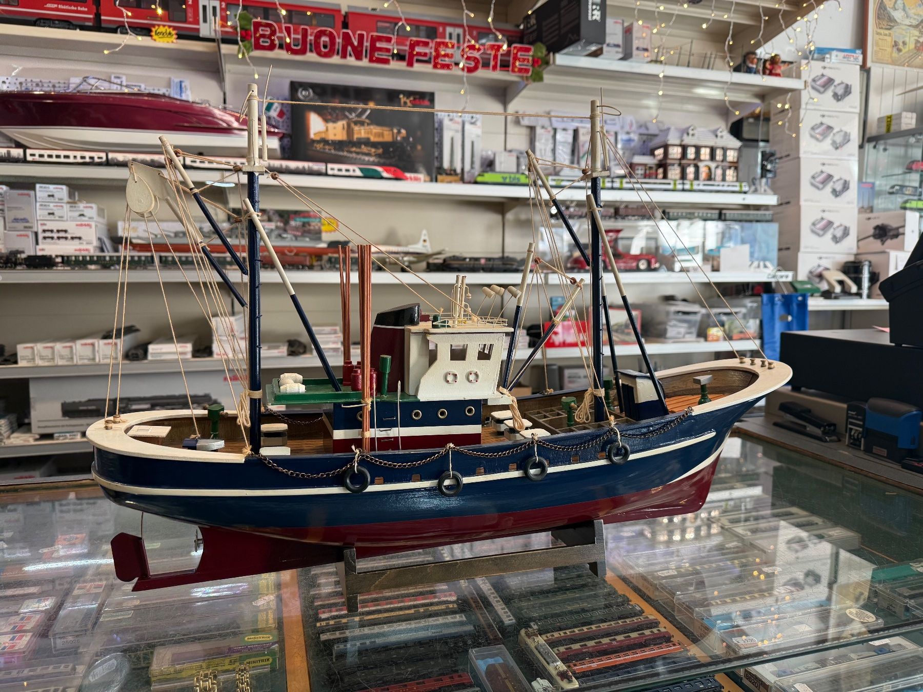 Kit di modellismo & Modellini statici: Peschereccio in legno da 70cm boot nave – Usato da Chiasso venduto da Carrara-Modellismo 4