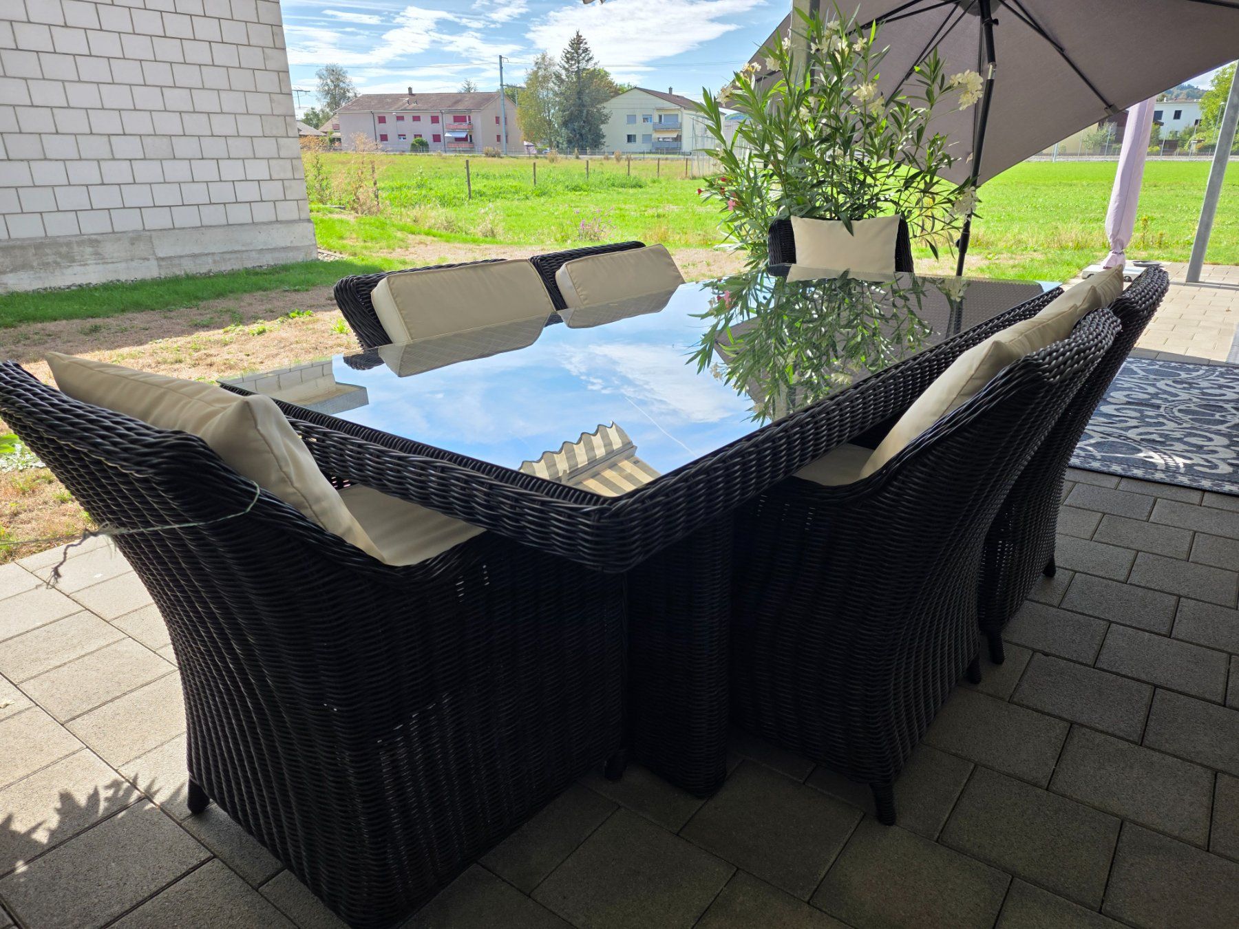 Set de table et chaises: Gartentisch mit Stühlen – D'occasion à Hettiswil b. Hindelbank par Certec