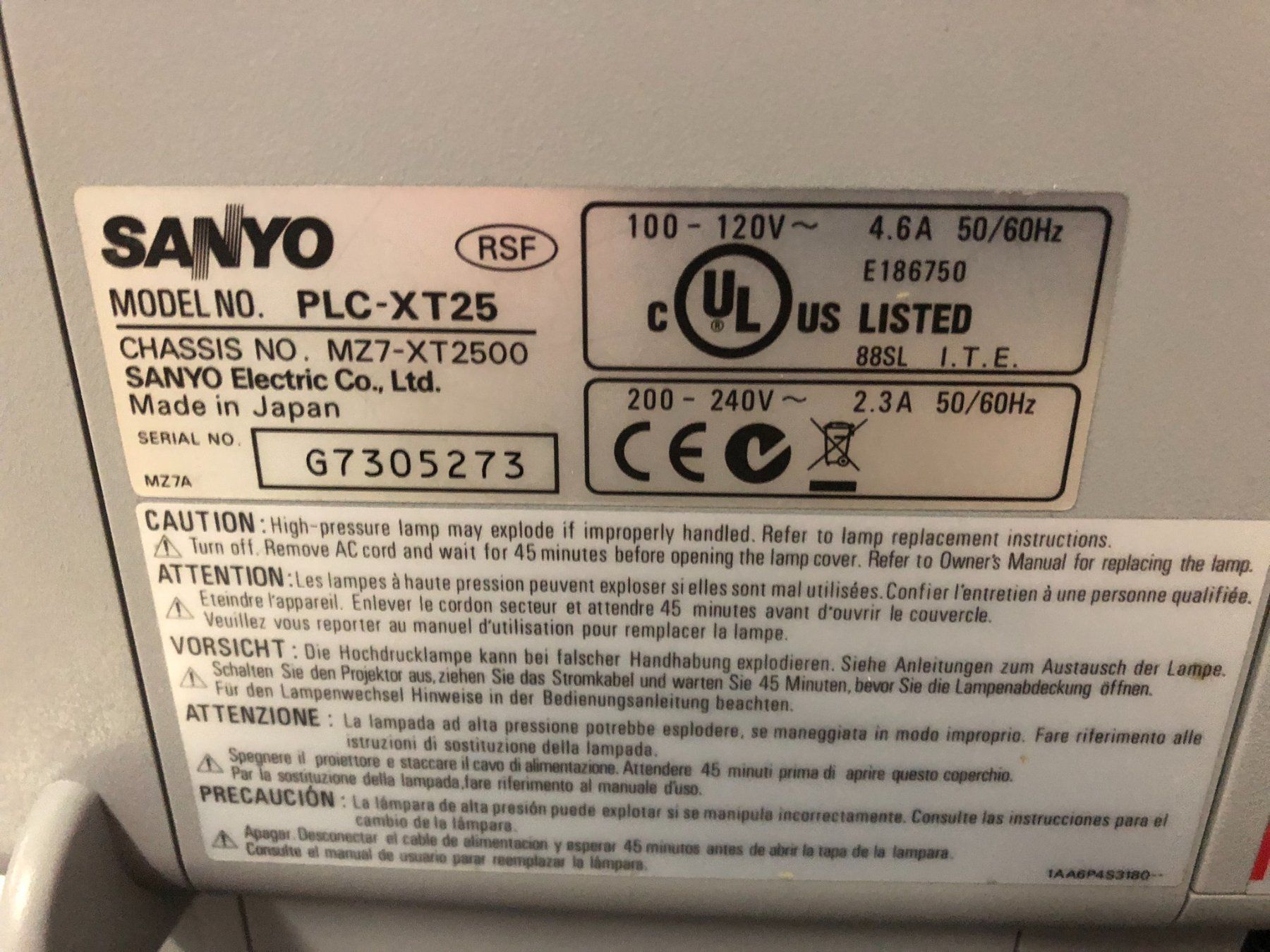 Sanyo Vidéoprojecteurs: Projektor Sanyo PLC-XT25, 4500Ansi – D'occasion à Stein am Rhein par Brunwil 3