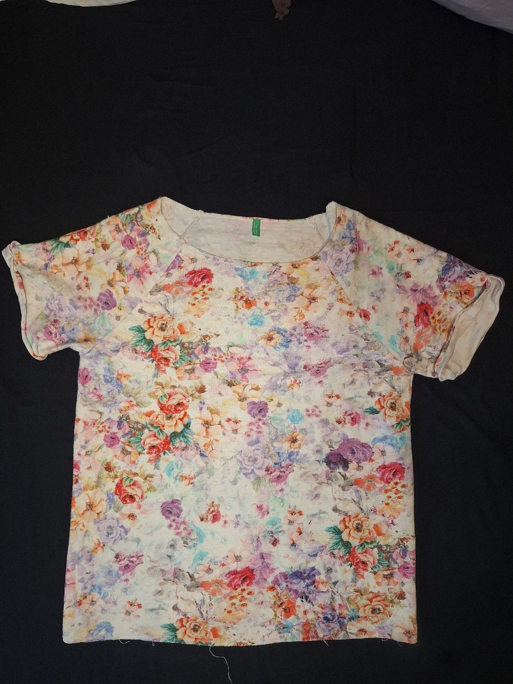 Benetton T-Shirts: Blumen Shirt Gr.S Benetton – Neu (gemäss Beschreibung) aus Adlikon b.Regensdf von che_xxb9 1