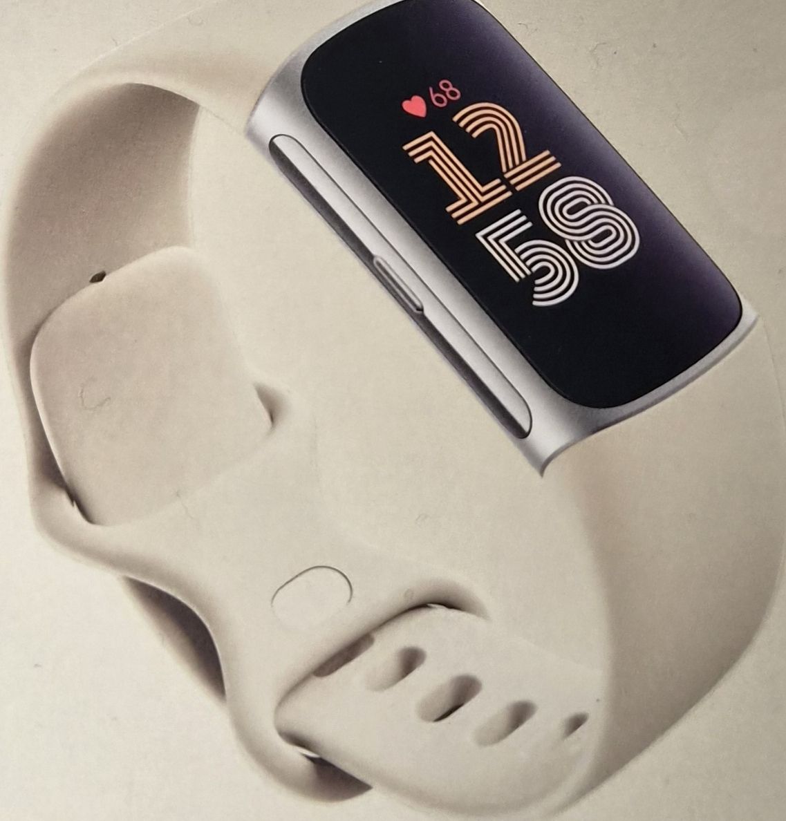 Fitbit Smartwatch: Fitbit Charge6 Fitness Tracker – Usato da Zürich venduto da ForeverLee