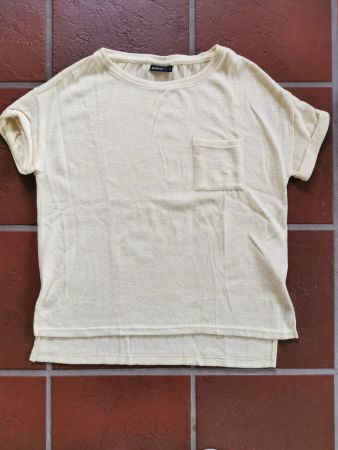 Janina; hellgelbes, lockeres, weiches Shirt / T-Shirt Gr. 40
