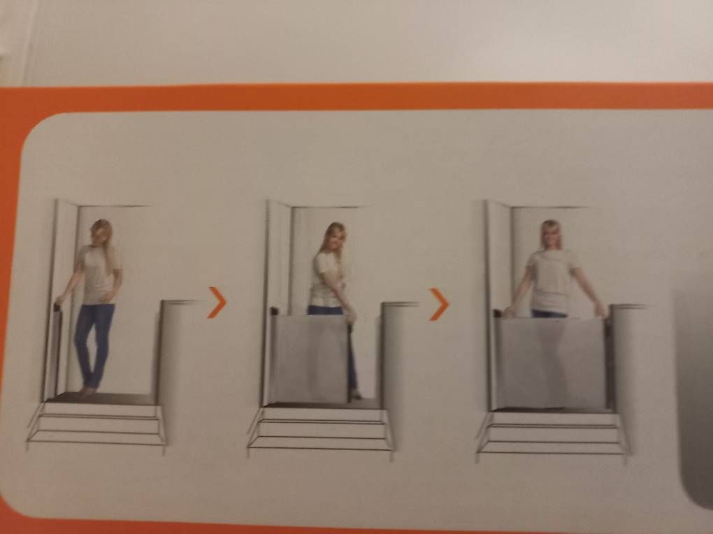Paravents: Variable Trennwand für Treppen – Gebraucht aus Oberrüti von Africatwi0 2