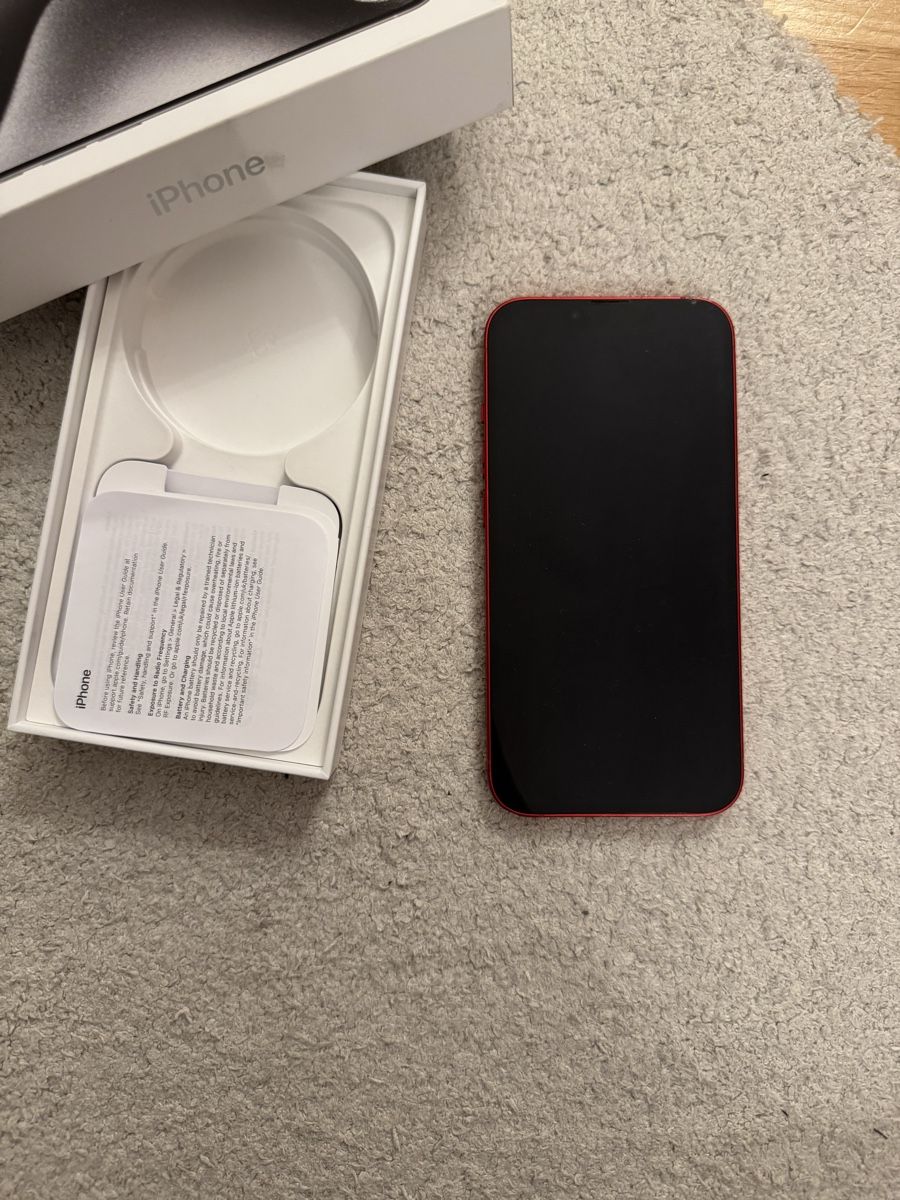 Apple Portables: iPhone 13 Rosso  – D'occasion à Faido par sof_6jgl 1