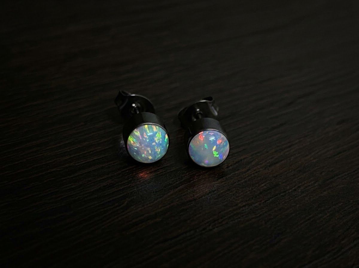 Orecchini pendenti & Orecchini a lobo: Ohrstecker aus Titanium mit Opal – Nuovo e nell'imballaggio originale da Matten b. Interlaken venduto da kero71 4