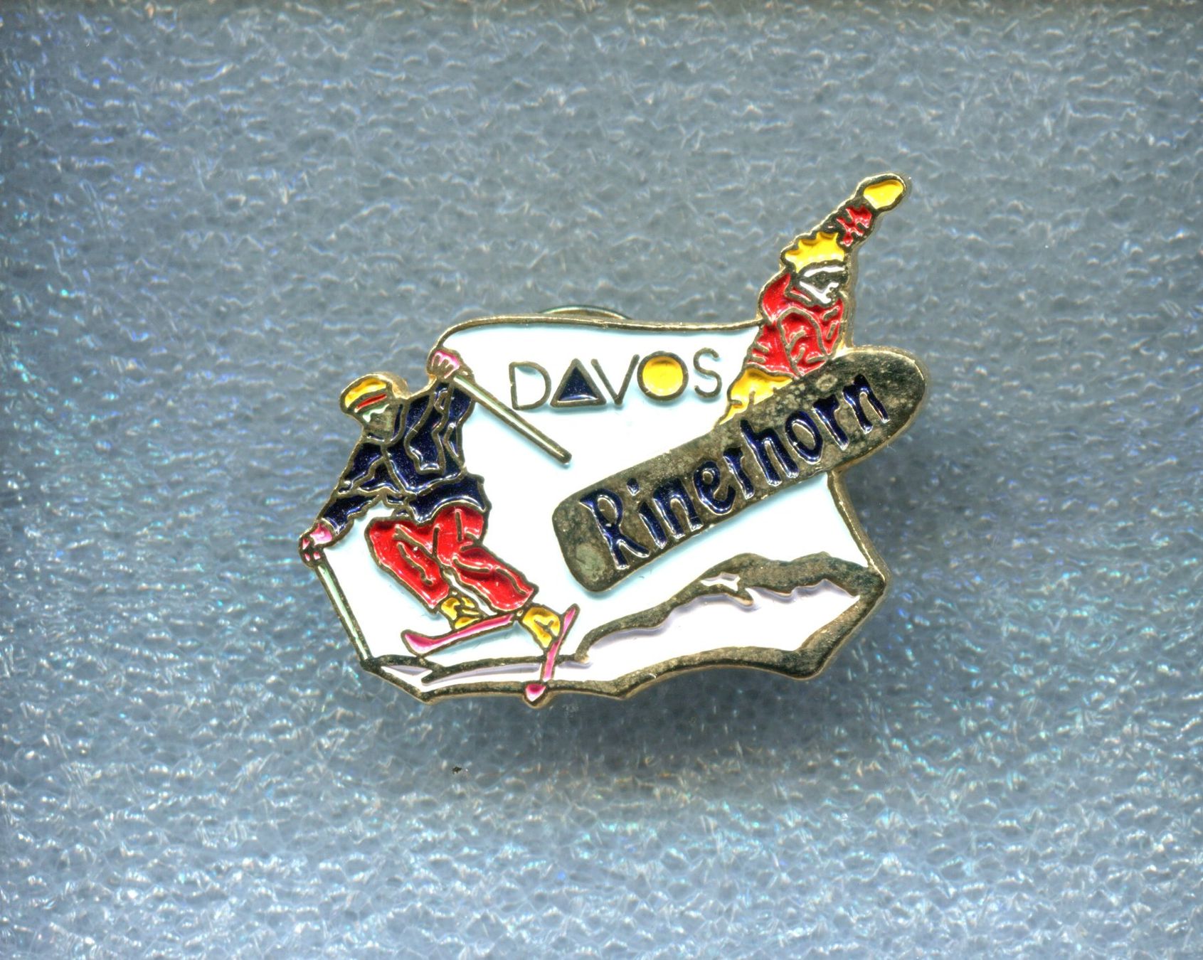 Placchette & Badge: DAVOS  Rinerhorn – Usato da Winterthur venduto da Sammleroase