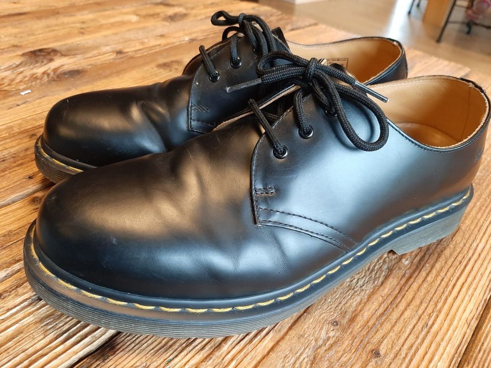 Dr Martens basse taille 43 doc Acheter sur Ricardo