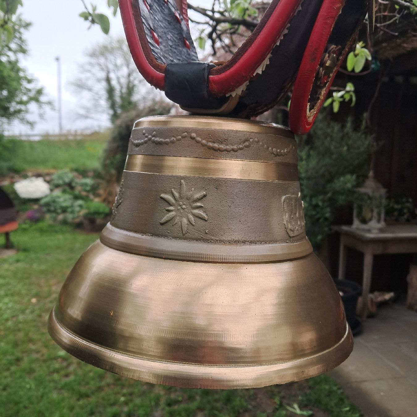 Campanacci mucche: PRÄCHTIGE BARINOTTO GLOCKE  – Usato da Murten venduto da SHETHOF 2