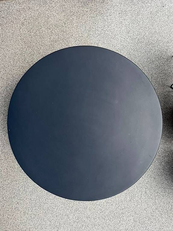 La Redoute Tavoli: La Redoute round black garden side table – Usato da Zürich venduto da emi_j76q 1