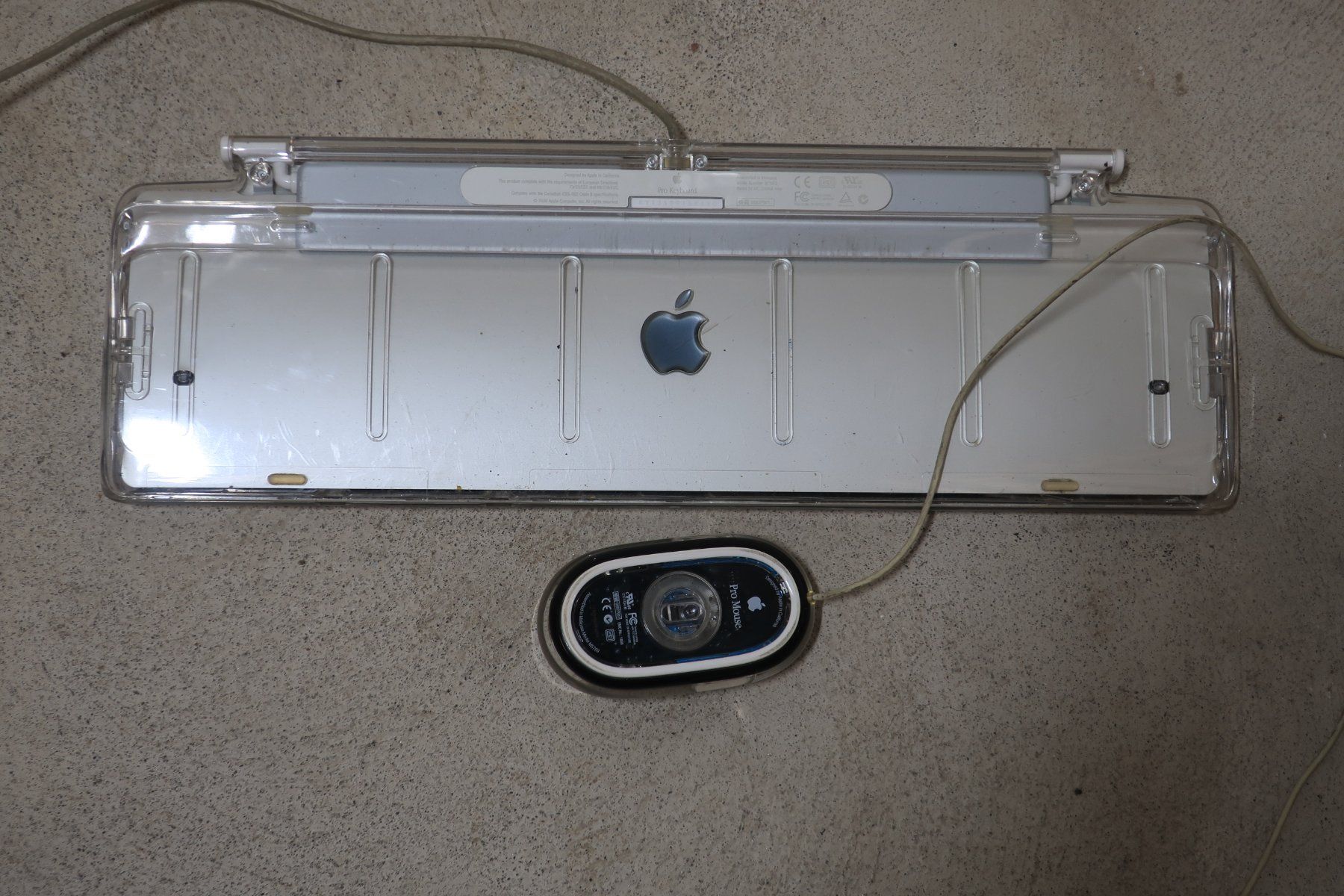 Apple PCs: 2001 Apple Power Mac G4 & KB Maus Sinar Digital Back – Défectueux à Zürich par dnk_nrd8 6