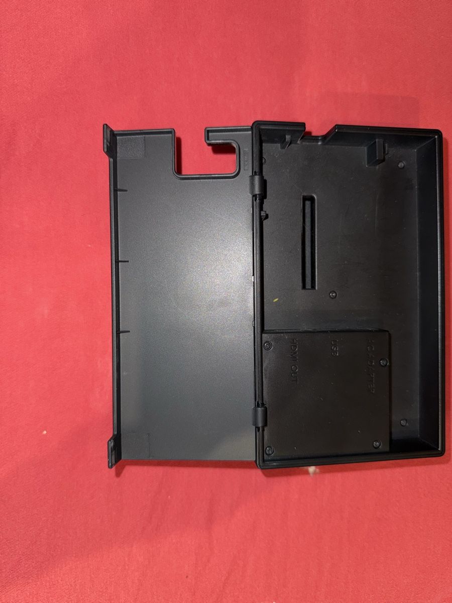 Nintendo Console: Nintendo Switch mit Pro Controller – Usato da Elsau venduto da dan_655r 2