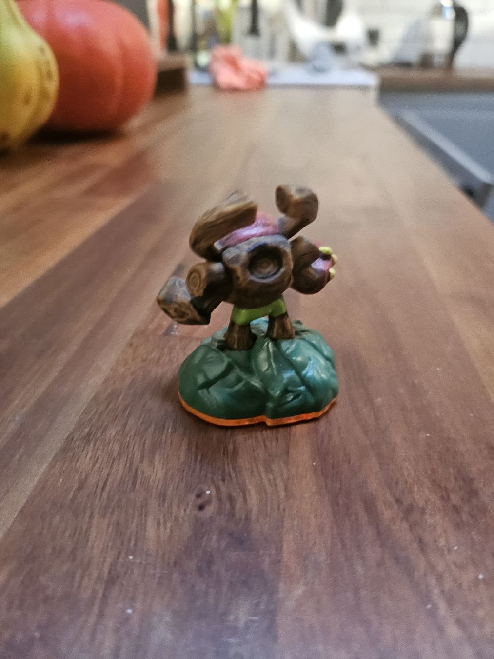 Figurines: Skylanders Barkley – Neuf (Voir description) à Raron par gia_xkr2 1