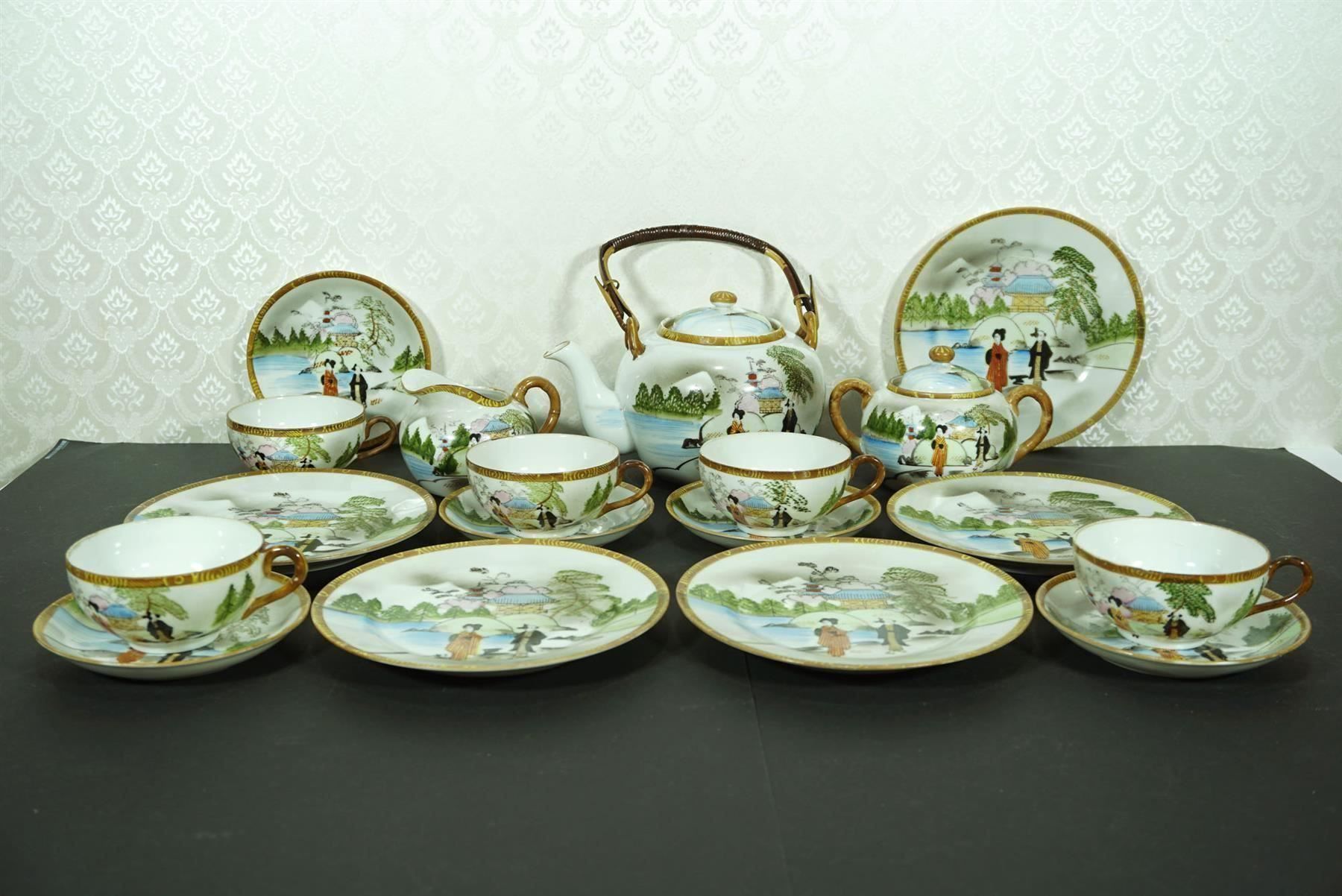 Set di piatti: Englisches Teeservice im Asia Style – Usato da Meggen venduto da Brockitare 1