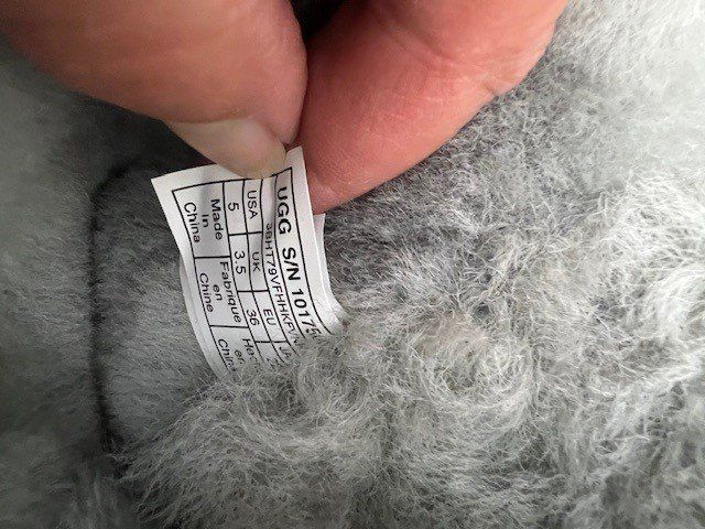 Ugg Scarpe da donna: UGG Stiefel grau Gr. 36 - neu ungetragen – Nuovo (secondo la descrizione) da Abtwil SG venduto da jac_2nrd 5