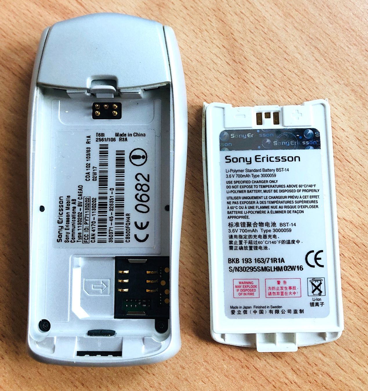 Ericsson Telefoni cellulari / Smartphones: 2 Mobile Ericsson K800i + T861 + Chargeurs _DEFECT – Difettoso da Veyrier venduto da Szurkemaci 8