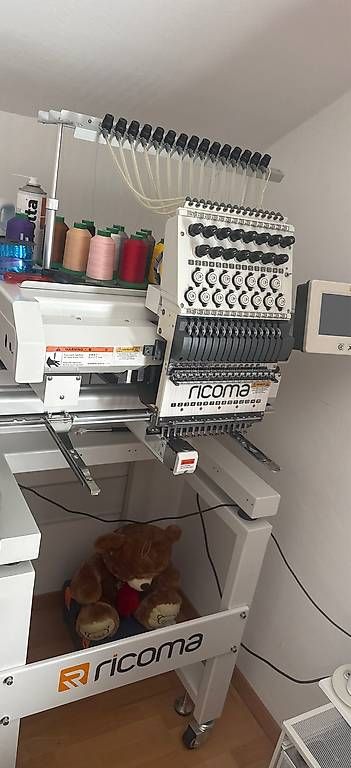 Macchine da cucire: Stickmaschine – Usato da St. Gallen venduto da cat_ms2c