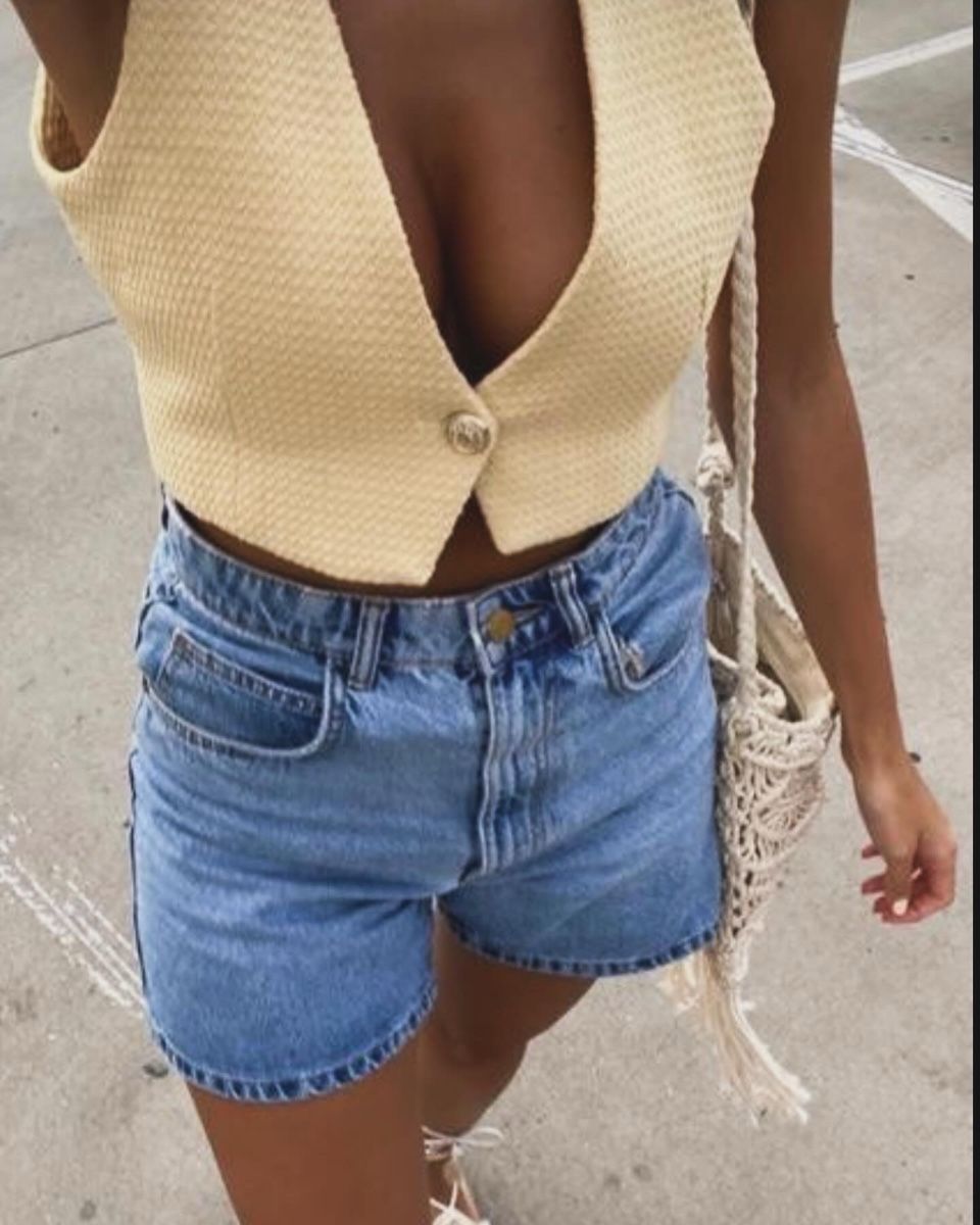 Zara Top: Zara top – Nuovo e nell'imballaggio originale da Opfikon venduto da MabelCouture 1