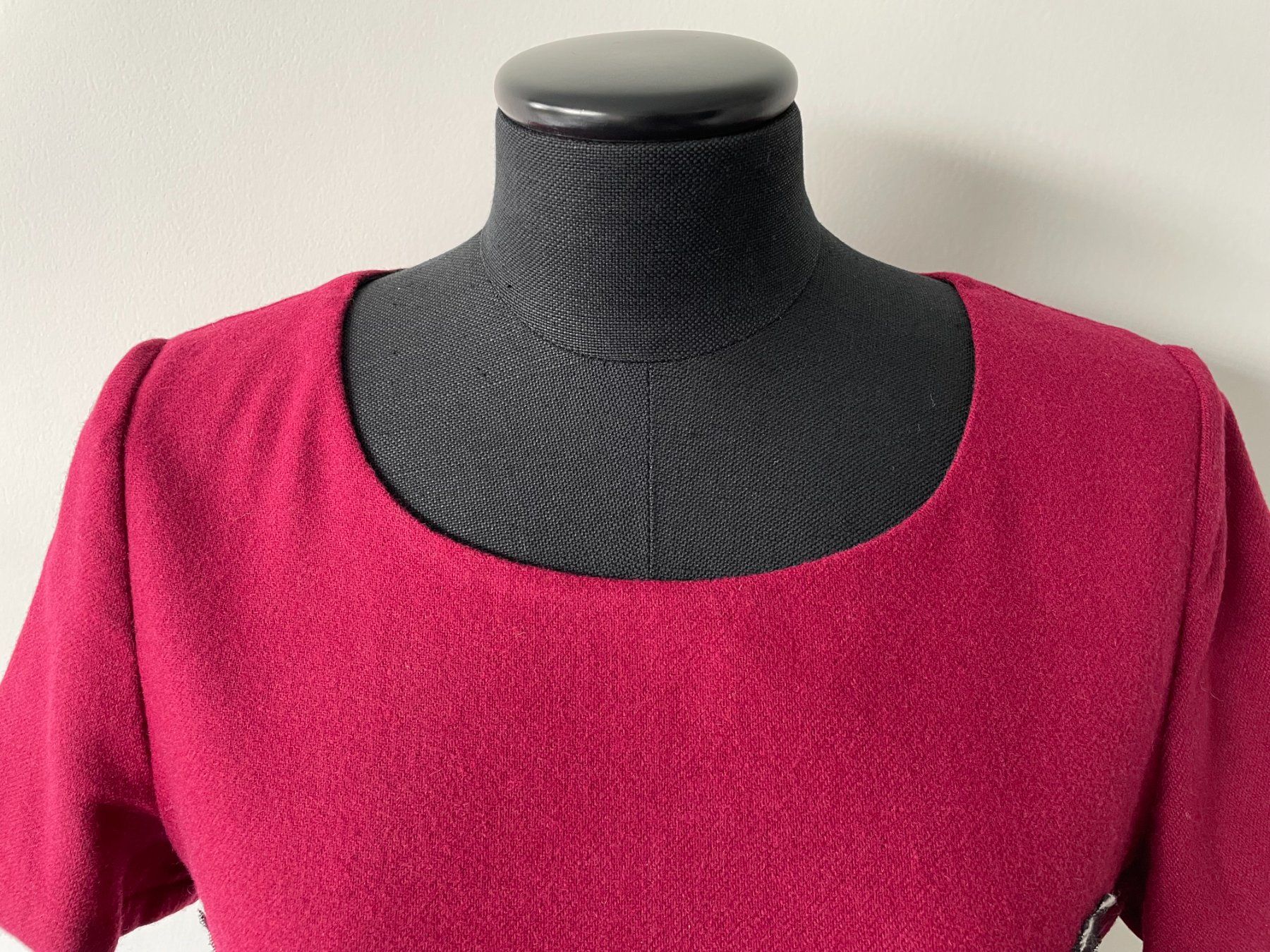 Robes: Wollkleid mit Blumen Gr. 36 – D'occasion à Turgi par bar_8pdm 2