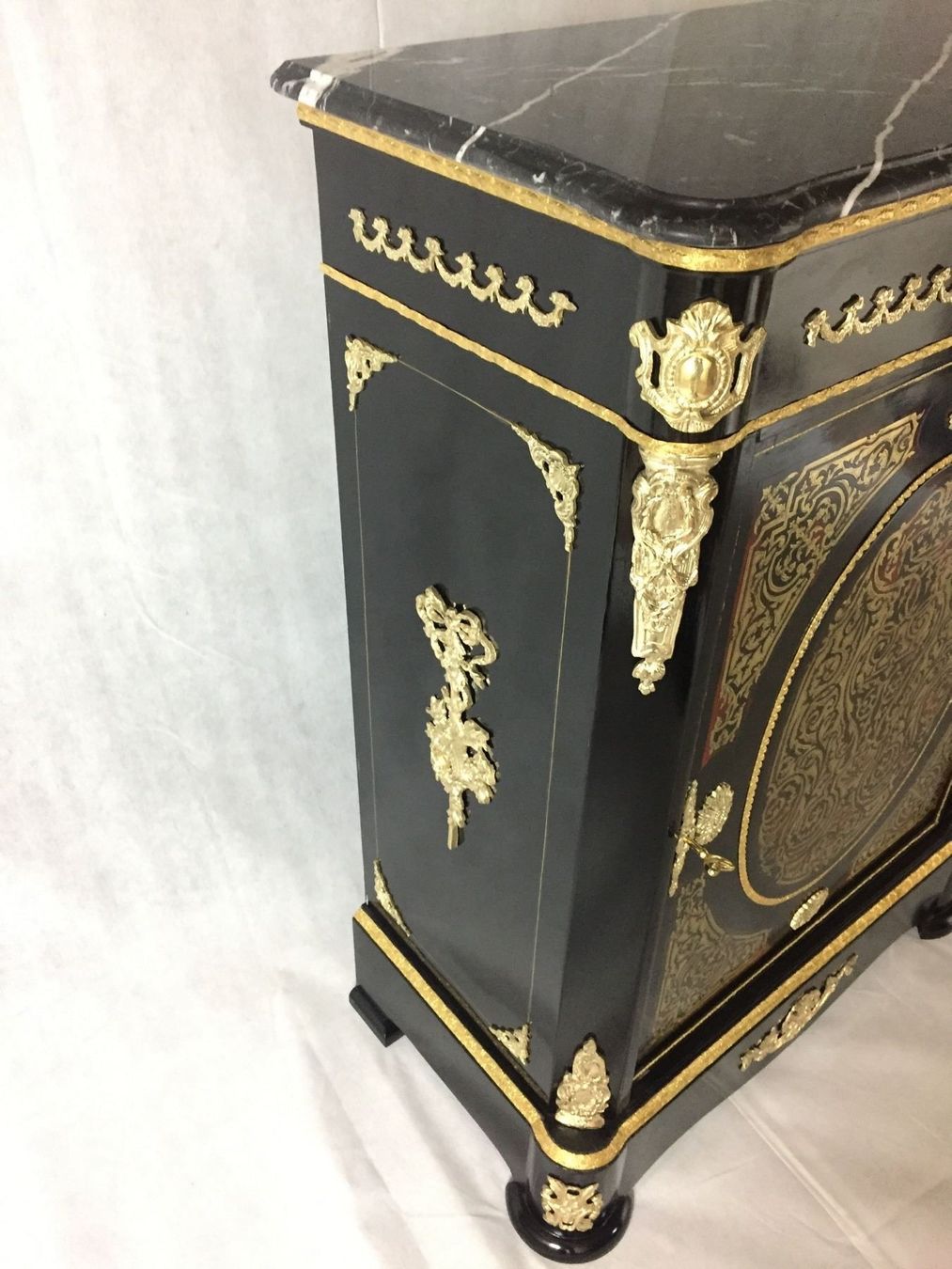 Cassettiere: Commode de style Boulle, – Usato da geneve venduto da louisart 3