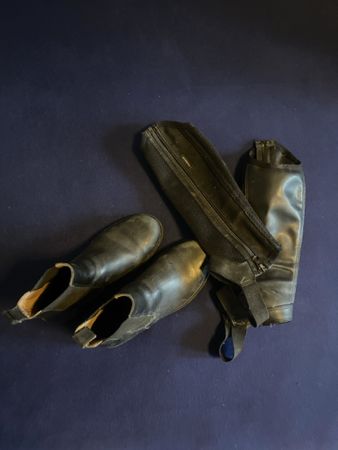 Schwarze echt Leder Stiefeletten, Grösse 35 inkl Chaps