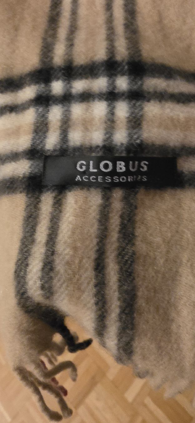 Globus Foulard & Sciarpe: Schal Globus Accessories 100% Kaschmir  – Usato da St. Gallen venduto da mania03 1