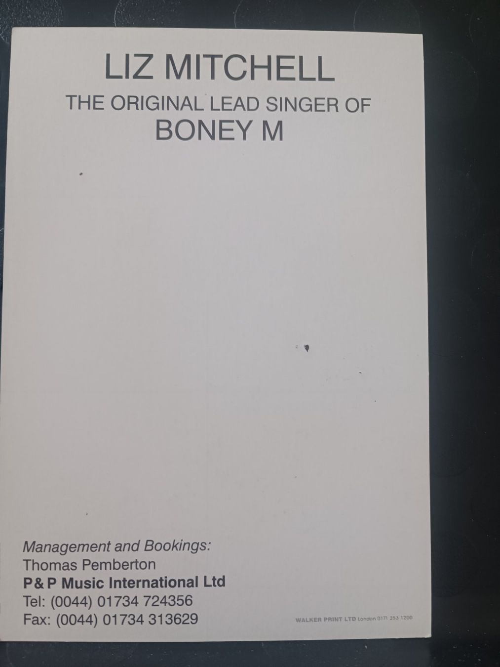 Autografi: Liz Mitchell - Boney M -  original Autogramm – Usato da Menziken venduto da Artographs 1