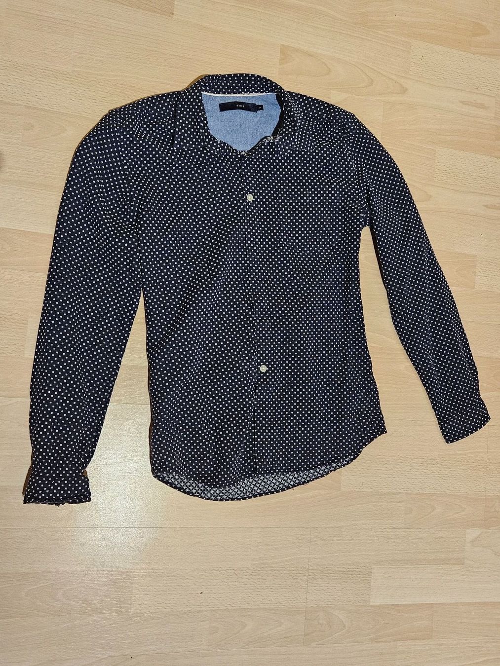 Camicie: Herrenhemd Gr.S Marke SUIT – Nuovo (secondo la descrizione) da Jona venduto da ASMARADO