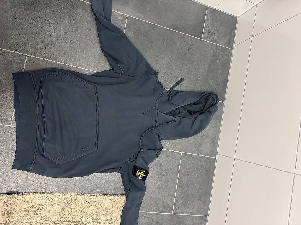 Pulls & Sweat-shirts: Stone Island Hoodie – D'occasion à St. Gallen par rechsteinerholding 4