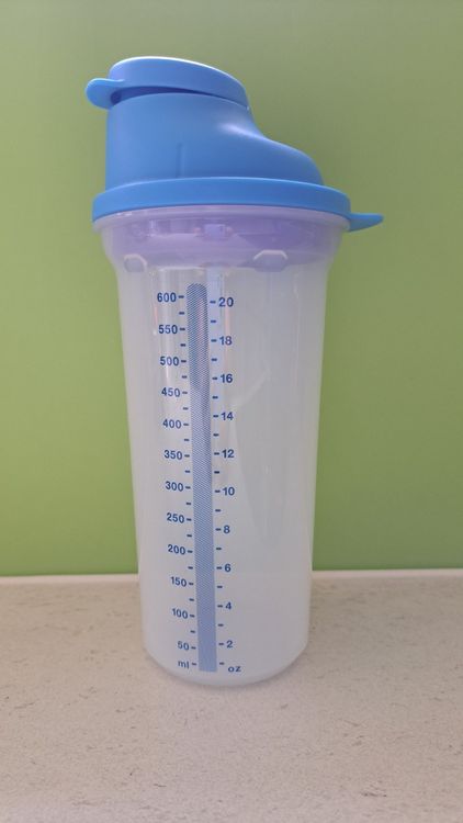 Tupperware 600 ml Shaker (Neu (gemäss Beschreibung)) in Dierikon für ...