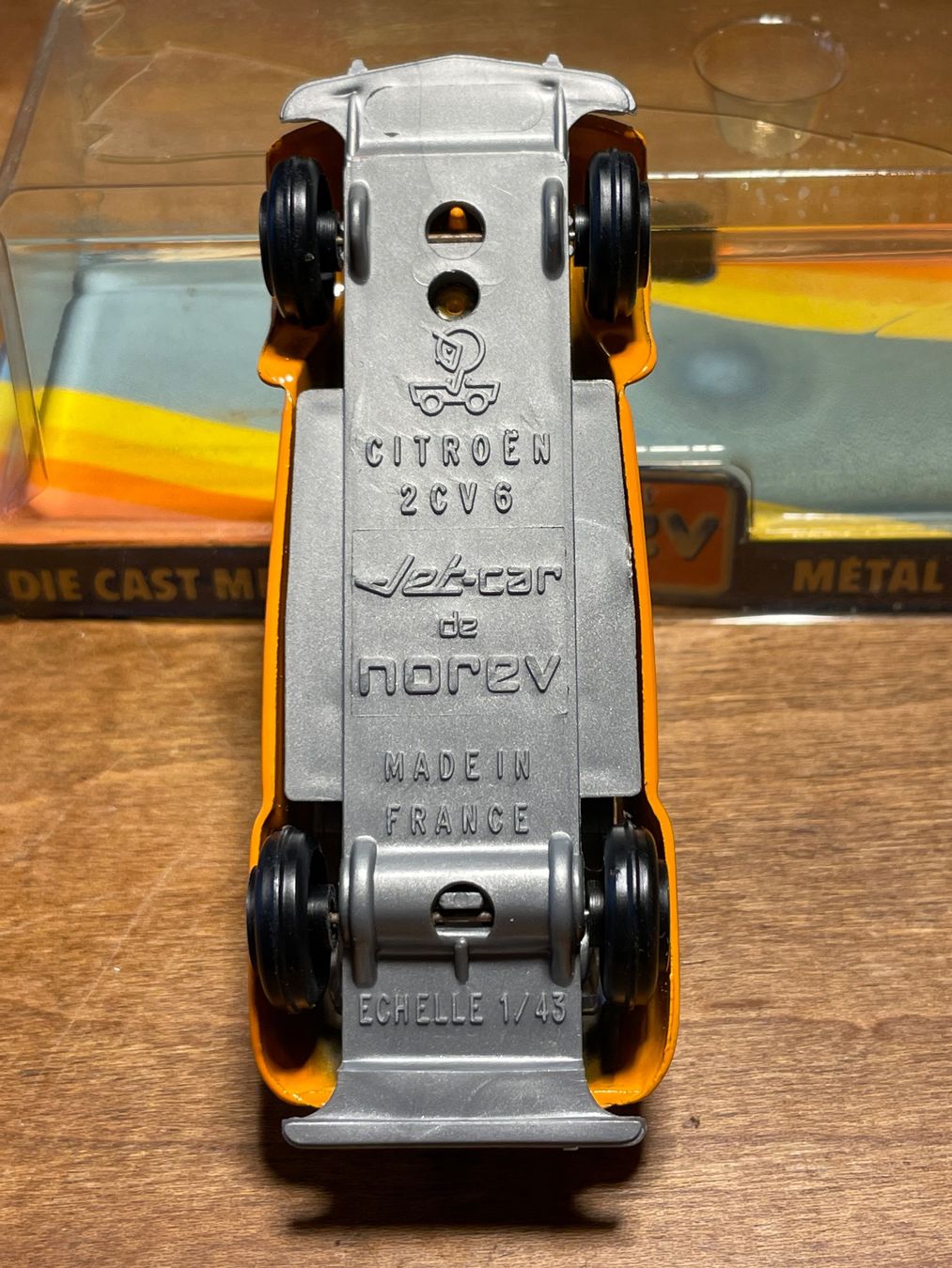 Citroën Modellini d'auto: Citroen 2CV6 Norev Modellauto – Usato da Luzern venduto da mintcar 2