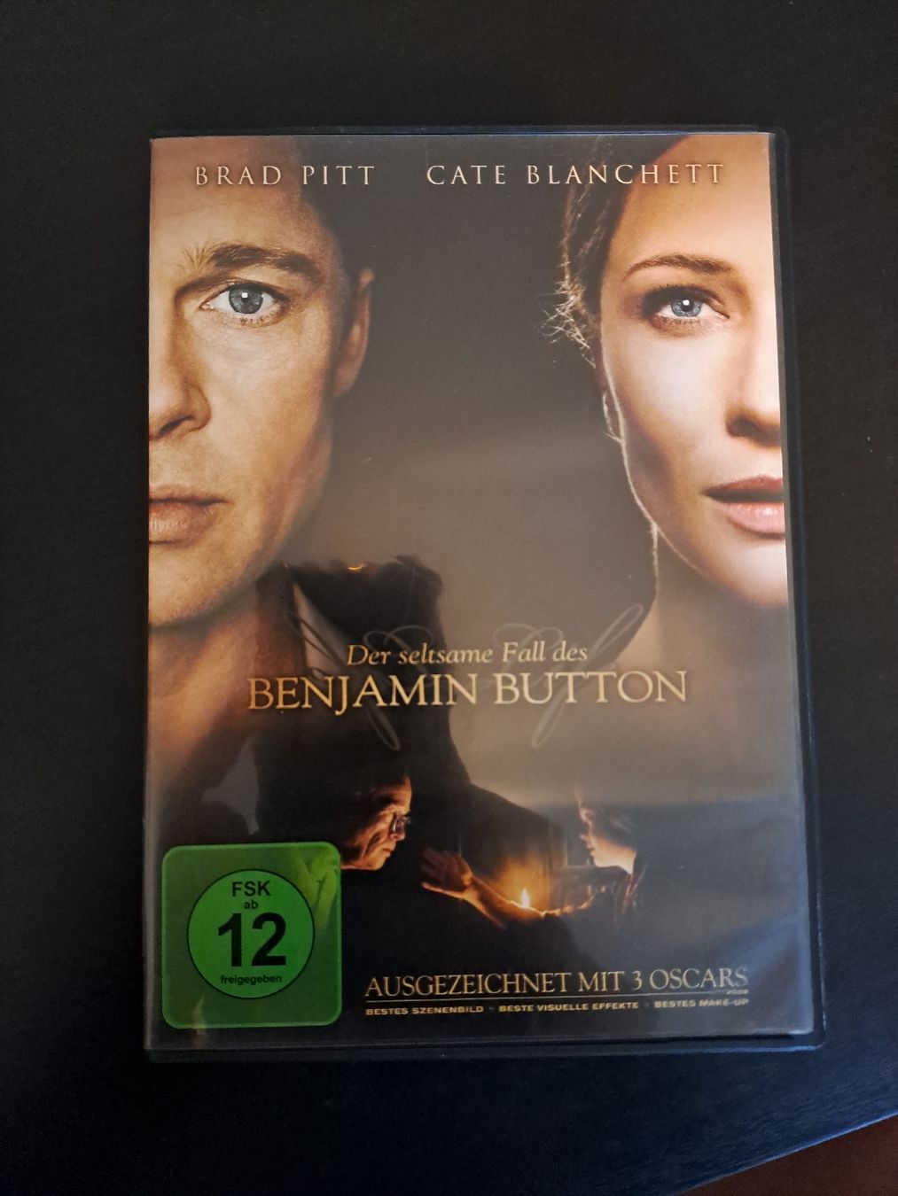 Tous les DVDs: DVD Der seltsame Fall des Benjamin Button  – D'occasion à Münchenbuchsee par Babsique