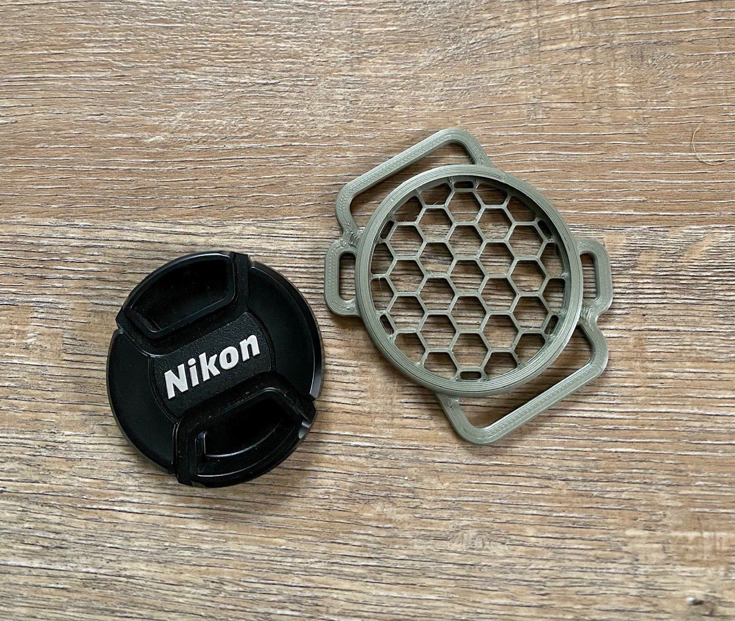 Nikon Obiettivi: Nikon Schutzkappen Halter – Usato da Bassersdorf venduto da reimerm88 2