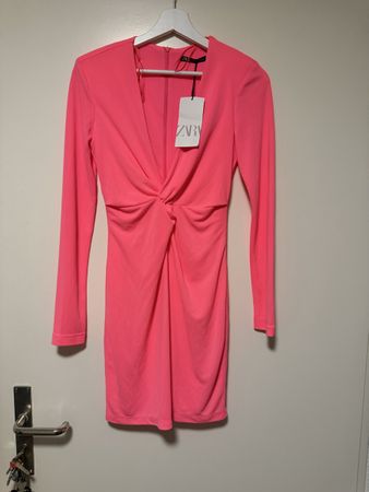 Zara Kleid pink Grösse XS mit Etikett