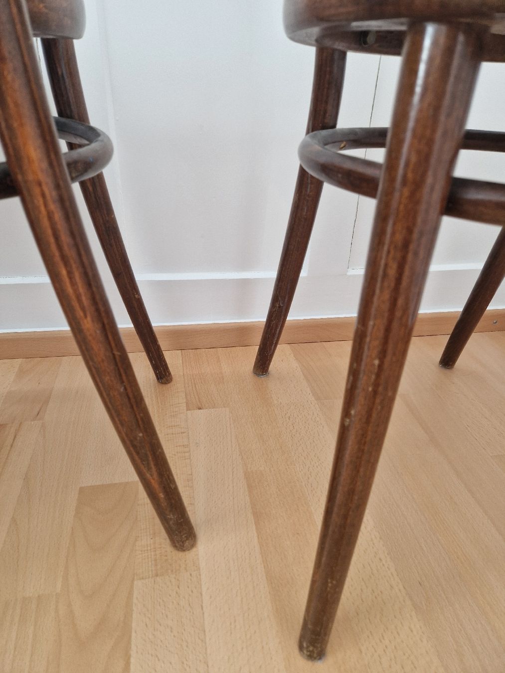 Thonet Stühle: 2 Thonet Stühle – Gebraucht aus St. Gallen von Sayuri 2