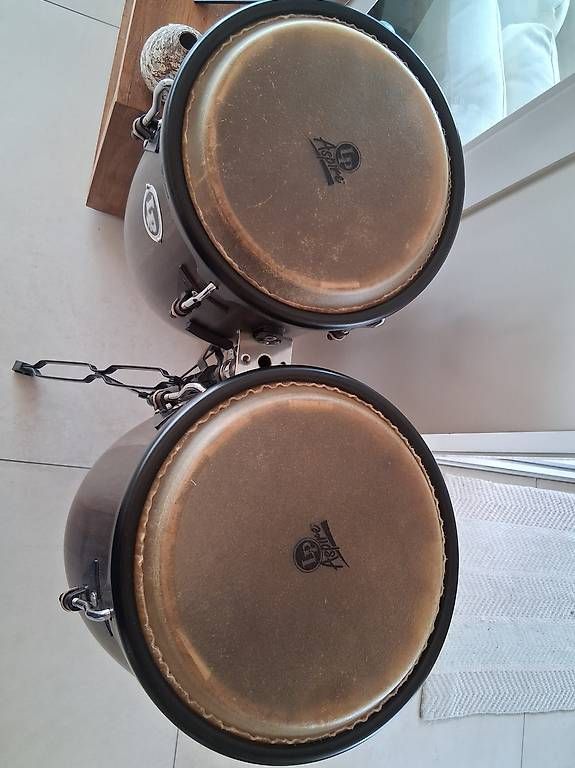 Strumenti musicali: Set de congas LP Aspire 11" et 12" avec support – Usato da Corcelles-le-Jorat venduto da Fashion_Unfold 3
